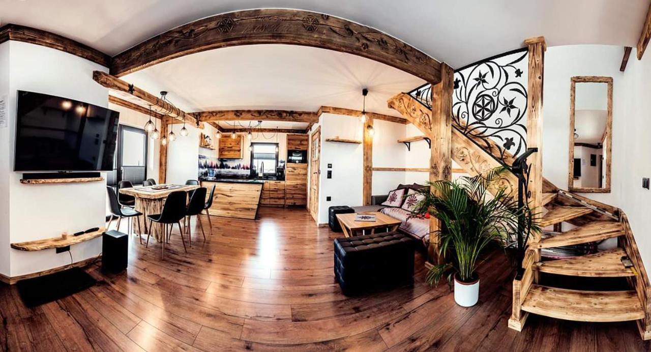 Laura Resort - Luxury Chalets Z Jacuzzi Szaflary Bagian luar foto